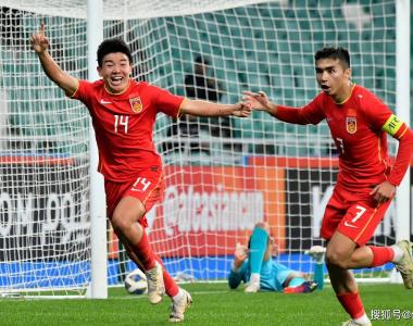 国内足球队遭遇来自亚洲强队的强大压力