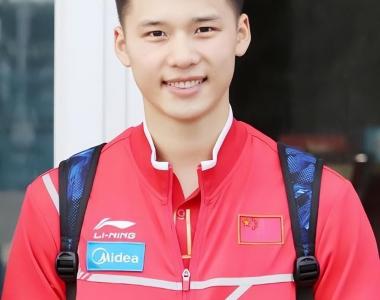 包含曾经的冠军再度登场，不甘示弱的对手又将何去何从？的词条