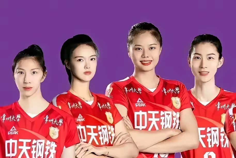 包含强队战胜对手，助力国家队在国际赛场上脱颖而出的词条