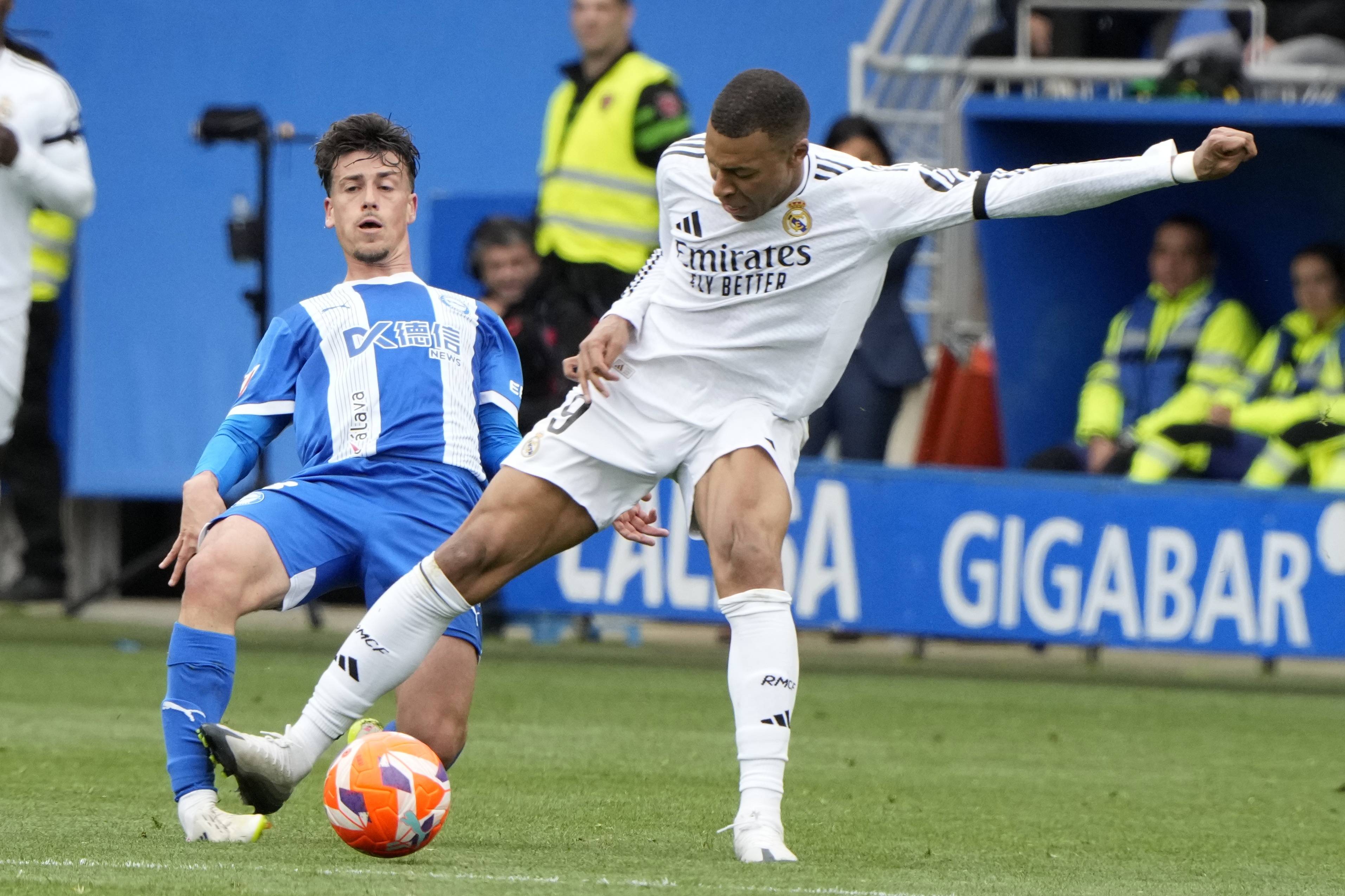 姆巴佩爆冷击败塞尔维亚队，比分优势明显引爆全场！