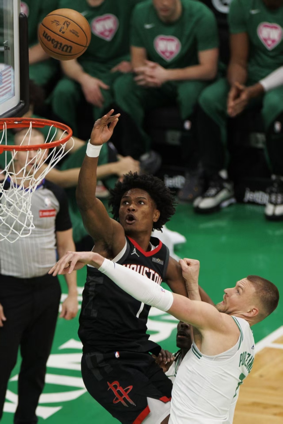 逆转之夜！凯尔特人最后时刻连续得分取胜，记者其实一个根据很多只是.的简单介绍